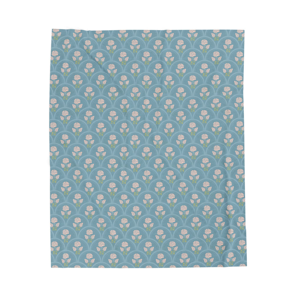 Hydrangea Plush Blanket