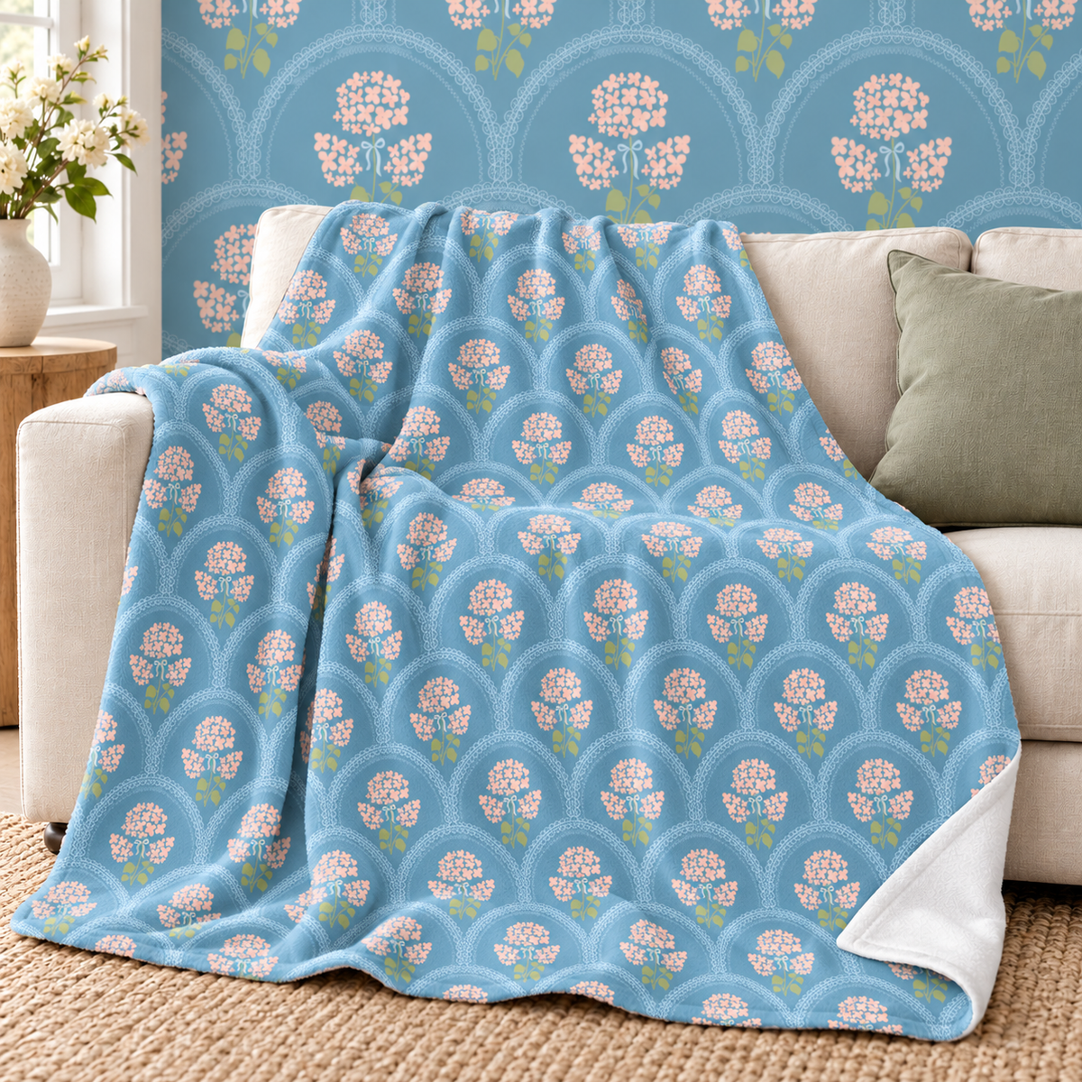 Hydrangea Plush Blanket