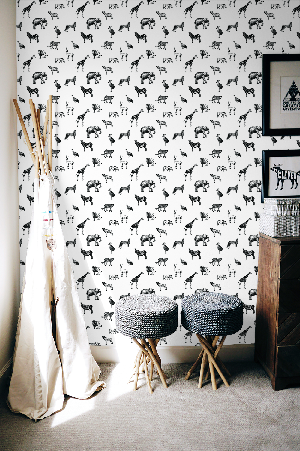 Safari Animal (Small) Wallpaper