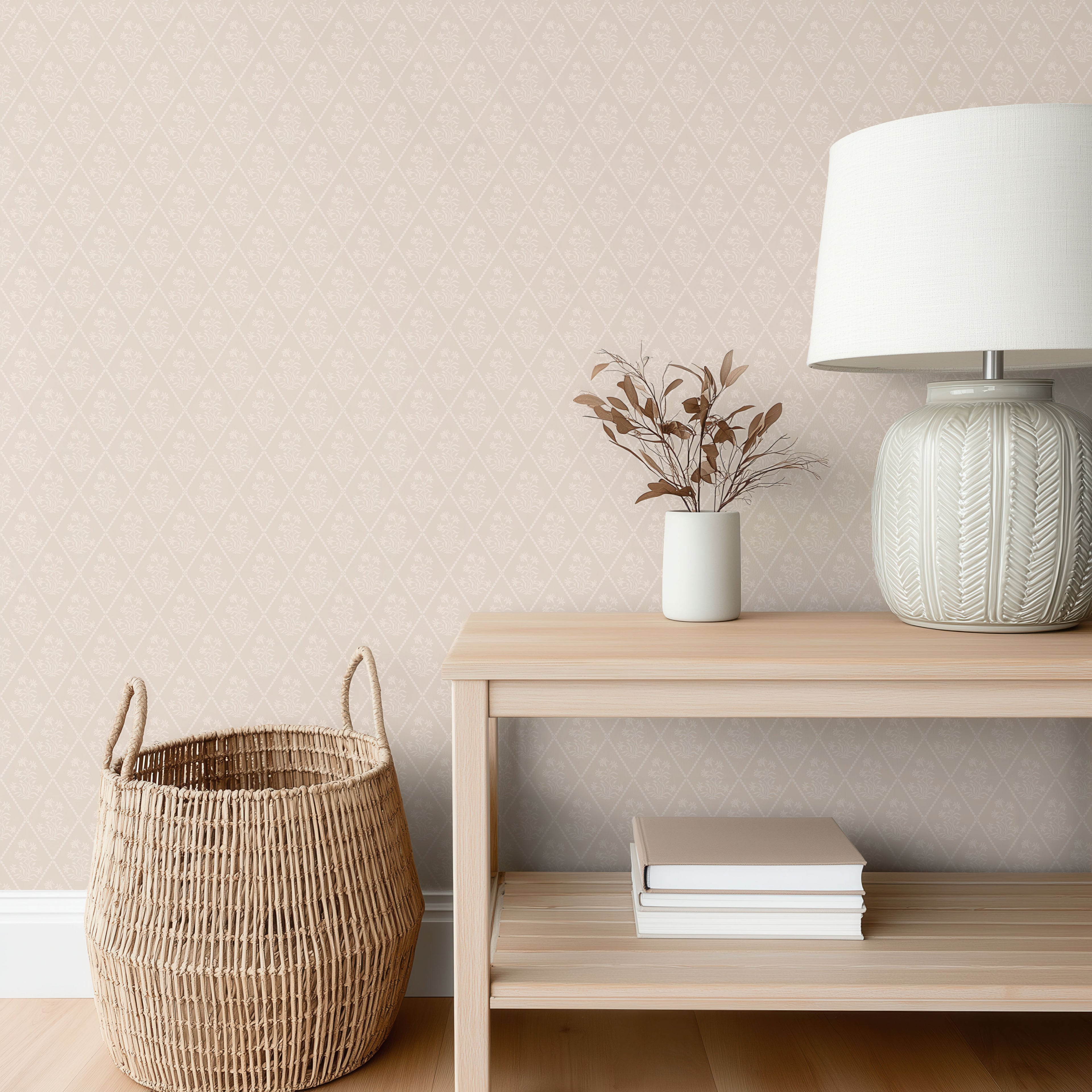 Soft Vintage Trellis Wallpaper