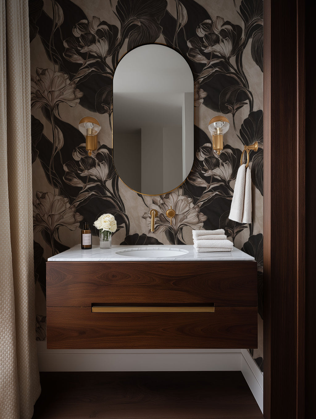 Vintage Dark Botanica Wallpaper